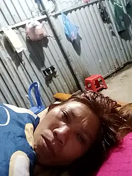 Snapshot of bella-la chatting on January 2026 09:30:02 PM bella-la online show from January 2026 09:30:02 PM