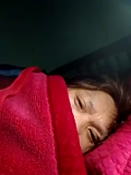 Snapshot of bella-la chatting on January 2026 11:10:02 PM bella-la online show from January 2026 11:10:02 PM