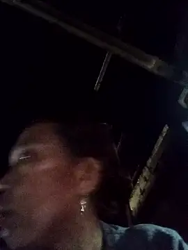 Snapshot of bella-la chatting on January 2026 01:00:02 AM bella-la online show from January 2026 01:00:02 AM