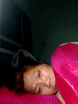 Snapshot of bella-la chatting on January 2026 08:13:02 PM bella-la online show from January 2026 08:13:02 PM