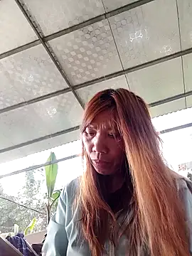 Snapshot of bella-la chatting on February 2026 07:51:01 AM bella-la online show from February 2026 07:51:01 AM