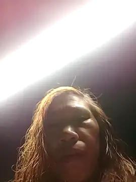 Snapshot of bella-la chatting on February 2026 12:50:02 AM bella-la online show from February 2026 12:50:02 AM