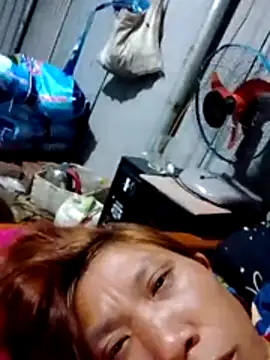 Snapshot of bella-la chatting on February 2026 12:56:01 PM bella-la online show from February 2026 12:56:01 PM