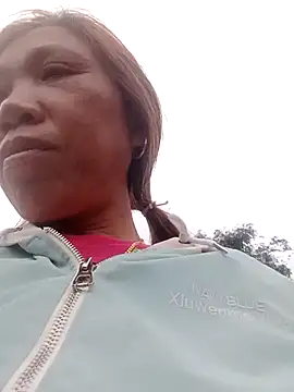 Snapshot of bella-la chatting on February 2026 10:47:01 AM bella-la online show from February 2026 10:47:01 AM