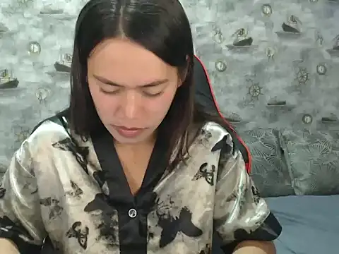 Snapshot of Femme_Hera chatting on November 2025 11:36:02 PM Femme Hera online show from November 2025 11:36:02 PM