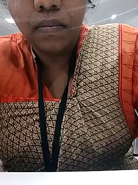 Snapshot of bigtelugubhama chatting on November 2025 12:29:02 PM bigtelugubhama online show from November 2025 12:29:02 PM