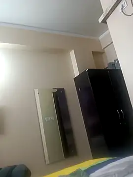 Snapshot of bigtelugubhama chatting on November 2025 04:42:02 PM bigtelugubhama online show from November 2025 04:42:02 PM