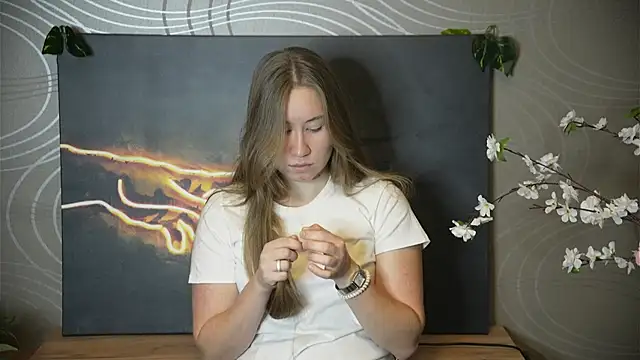 Snapshot of EvonWmith chatting on October 2025 10:19:02 AM EvonWmith online show from October 2025 10:19:02 AM