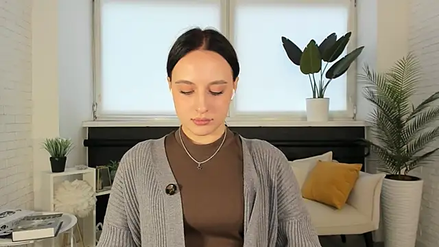 TalishaSturdy online show from October 2025 09:35:02 AM