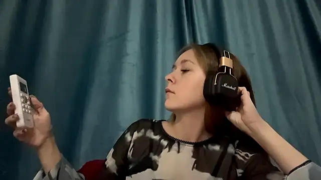 HOTBellakle online show from November 2025 03:12:02 PM