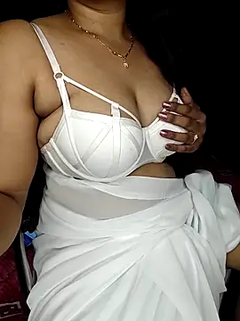 Snapshot of shreyareddy99 chatting on March 2026 10:58:02 PM shreyareddy99 online show from March 2026 10:58:02 PM