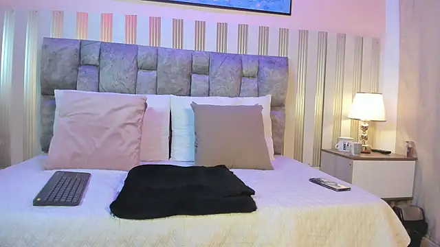 Scarlett  lace online show from November 2025 11:33:02 AM