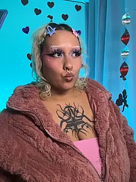 Snapshot of pinkbaddie777 chatting on February 2026 02:40:01 AM pinkbaddie777 online show from February 2026 02:40:01 AM