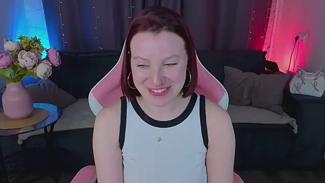 Snapshot of Elise_Dream chatting on November 2025 03:58:02 PM Elise Dream online show from November 2025 03:58:02 PM