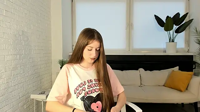 Snapshot of AudriaSagan chatting on November 2025 11:45:01 AM AudriaSagan online show from November 2025 11:45:01 AM