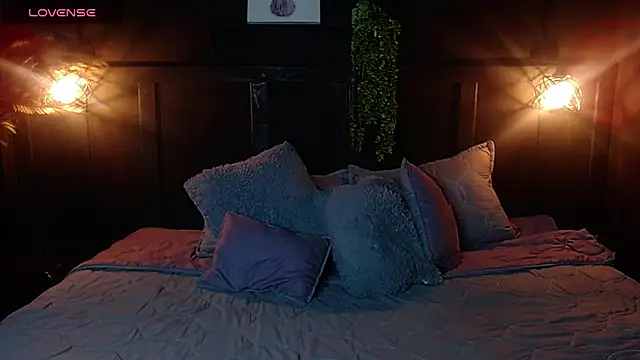 Noah  20 online show from October 2025 01:18:01 AM