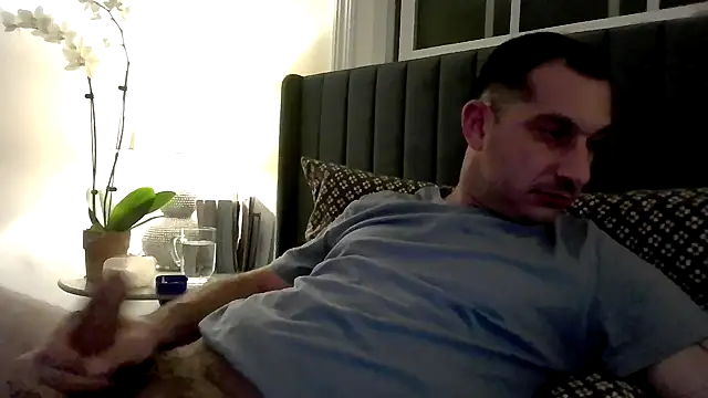 Snapshot of ckraiders84 chatting on April 2026 03:38:01 AM ckraiders84 online show from April 2026 03:38:01 AM