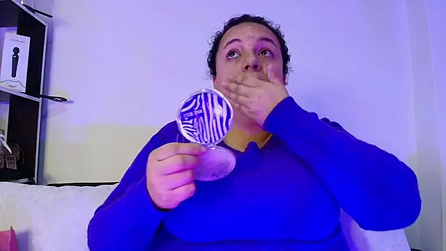 Natasha Amber online show from November 2025 01:43:01 PM