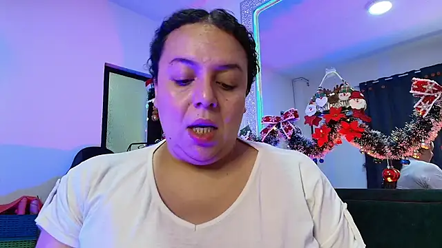 Natasha Amber online show from December 2025 03:18:02 PM