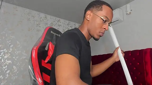 Snapshot of for_itan chatting on November 2025 12:48:01 PM for itan online show from November 2025 12:48:01 PM