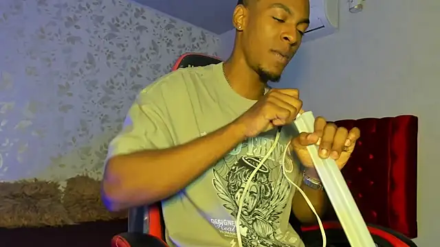 Snapshot of for_itan chatting on December 2025 12:31:02 PM for itan online show from December 2025 12:31:02 PM