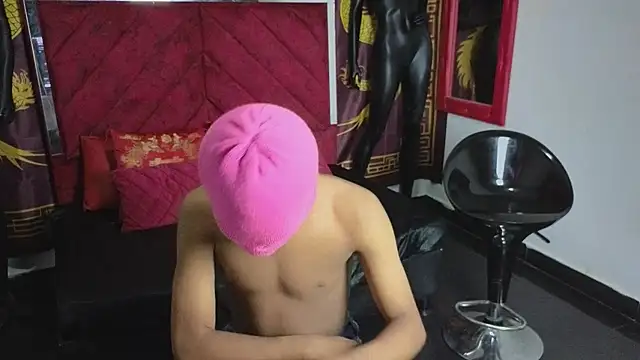 Snapshot of Scoundrel_Room chatting on October 2025 07:10:02 AM Scoundrel Room online show from October 2025 07:10:02 AM