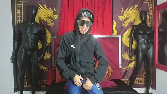 Snapshot of Scoundrel_Room chatting on November 2025 07:40:02 AM Scoundrel Room online show from November 2025 07:40:02 AM