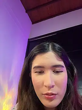 Snapshot of emilyy1_ chatting on December 2025 02:50:02 AM emilyy1 online show from December 2025 02:50:02 AM