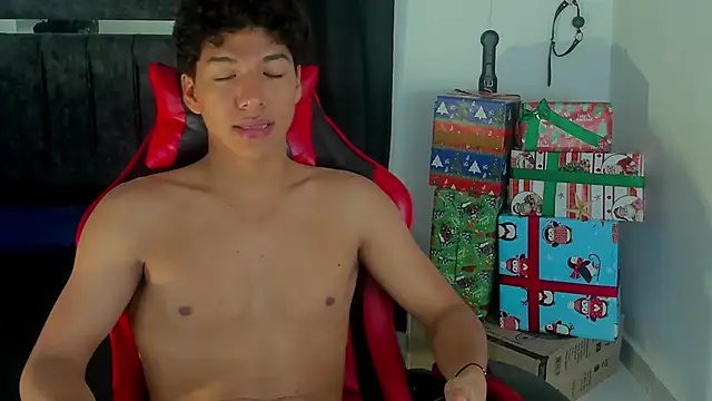 Maximiliano Khalil online show from December 2025 07:43:02 PM