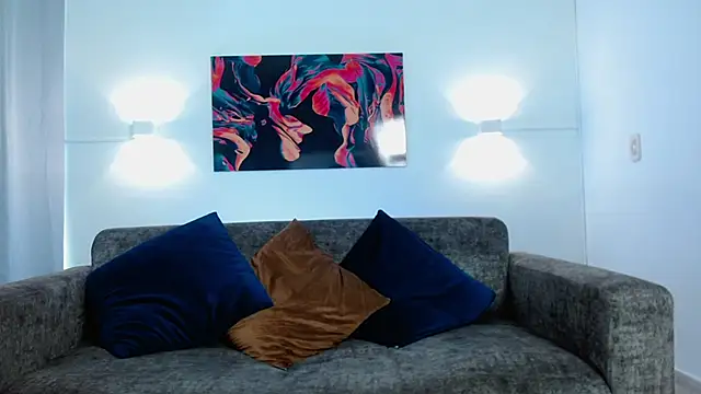 KamiSuarez online show from November 2025 06:51:01 PM