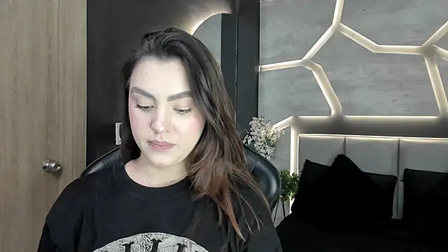 Snapshot of DakotaRussell_ chatting on January 2026 07:16:01 PM DakotaRussell online show from January 2026 07:16:01 PM