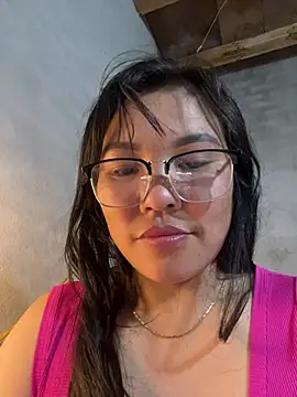 Snapshot of heodat-sexx chatting on July 2026 03:21:02 PM heodat-sexx online show from July 2026 03:21:02 PM