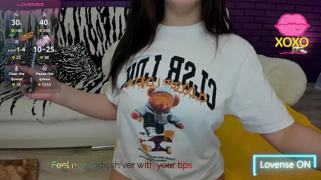 GlowMimi online show from February 2026 12:13:02 PM