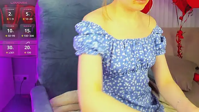 Snapshot of R_I_N_A chatting on March 2026 01:09:01 AM R I N A online show from March 2026 01:09:01 AM