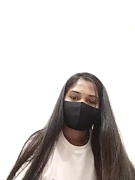 Green LaDY66 online show from November 2025 05:11:01 PM