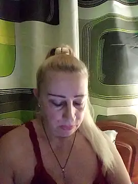 Esenia505 online show from December 2025 02:05:01 AM