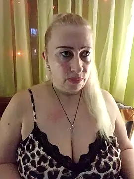 Esenia505 online show from January 2026 02:33:02 PM