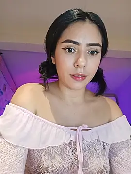 Snapshot of Sara-215 chatting on March 2026 02:15:01 AM Sara-215 online show from March 2026 02:15:01 AM