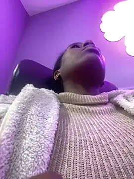 Snapshot of milarain chatting on March 2026 05:00:02 AM milarain online show from March 2026 05:00:02 AM