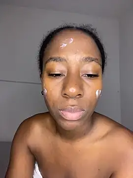 Snapshot of milarain chatting on March 2026 06:12:01 PM milarain online show from March 2026 06:12:01 PM