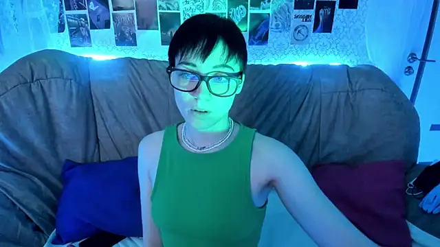 ErickaFetish online show from December 2025 04:38:01 PM