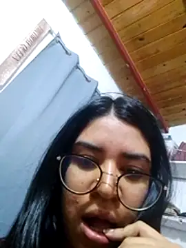 AlayaMore online show from November 2025 03:20:02 AM