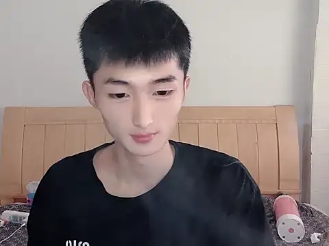 N228 online show from October 2025 04:14:01 AM