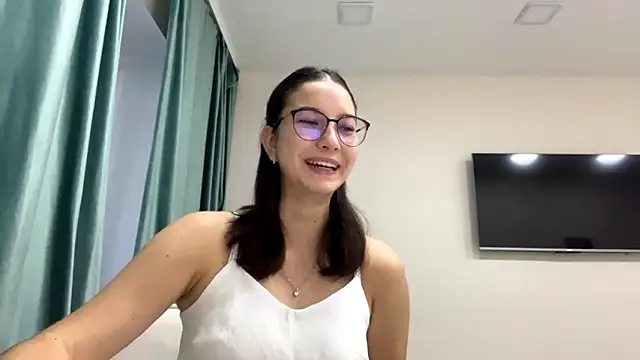 Allisgree online show from November 2025 07:18:02 AM