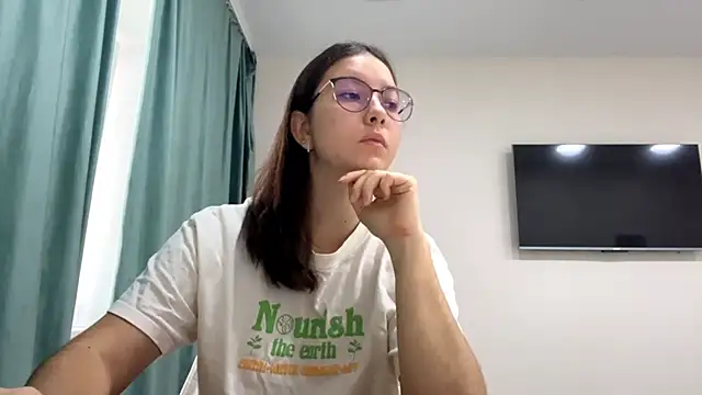 Allisgree online show from November 2025 07:19:01 AM