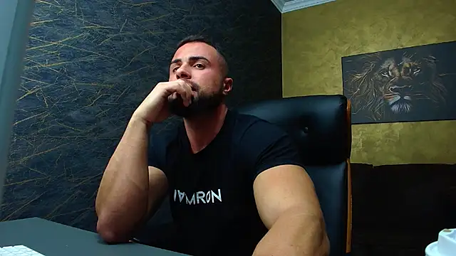 HayesWood online show from November 2025 05:52:01 AM