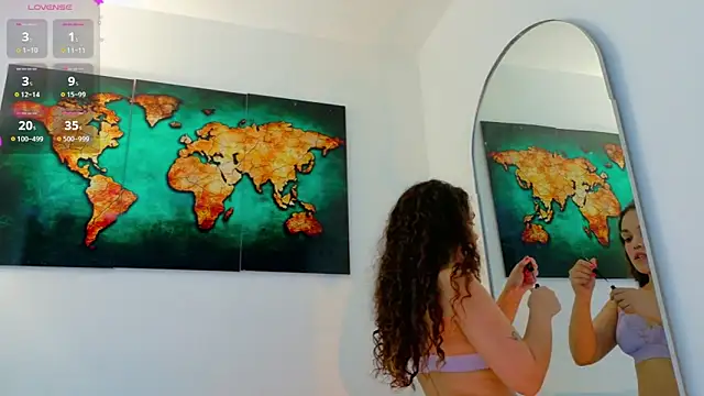 R3d Moonss   online show from February 2026 06:26:01 PM