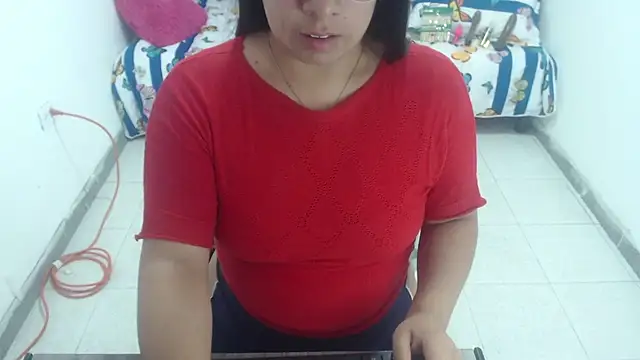 Alanafire online show from November 2025 01:44:02 PM