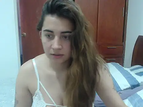 Snapshot of tonny_and_talia chatting on October 2025 07:47:02 PM tonny and talia online show from October 2025 07:47:02 PM