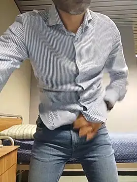 panco pillo online show from December 2025 08:37:02 PM